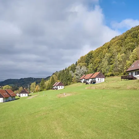 度假居 Valley Park 7 By Interhome *